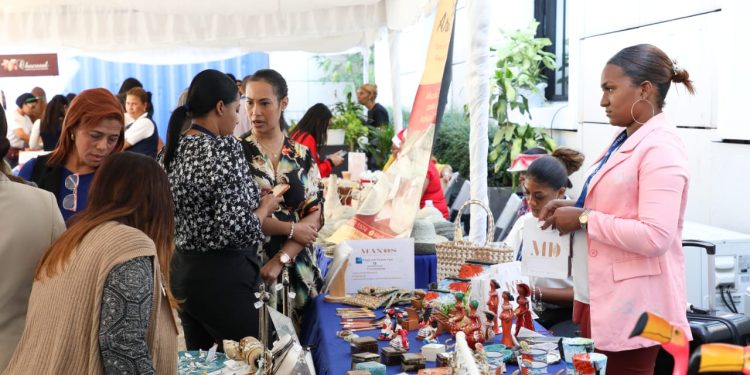 Tesorería Nacional y Supérate realizan 8° Mercado Orgánico Artesanal