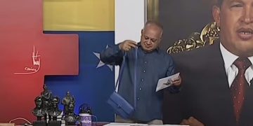 Diosdado Cabello se burla de supuesta cartera de María Corina