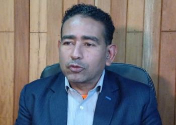 Nelson Gutiérrez denuncia policías secuestran y torturan a jóvenes en Santiago