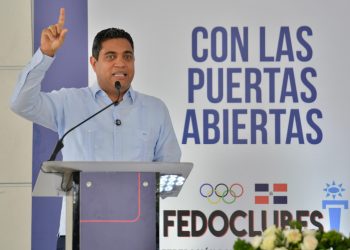 Ministro Kelvin Cruz anuncia inversión de 2 mil millones en obras deportivas en el 2025