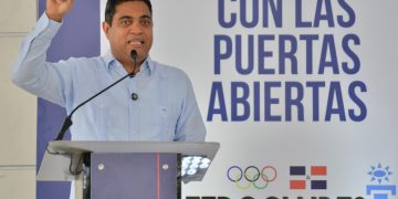 Ministro Kelvin Cruz anuncia inversión de 2 mil millones en obras deportivas en el 2025