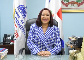 Posesionan a Dominga Sosa como nueva directora de la Regional 10 de Educación