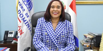 Posesionan a Dominga Sosa como nueva directora de la Regional 10 de Educación