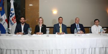 INDOTEL inicia entrega de cajas convertidoras para la Televisión Terrestre Digital en región norte del país