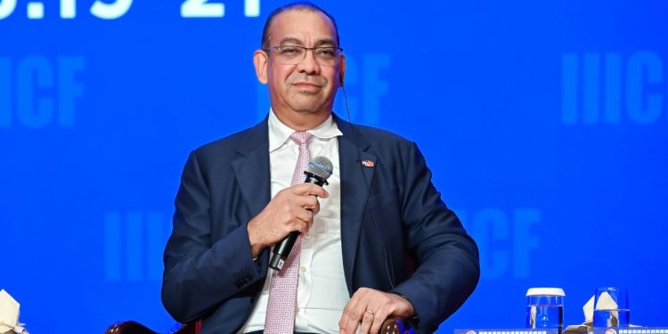 Aprueban resolución que apoyo gestión de Deligne Ascención en Obras Públicas