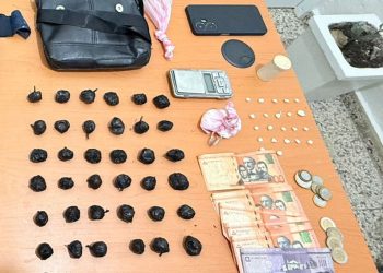 Policía Nacional desmantela punto de venta de drogas en La Vega