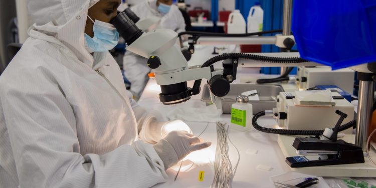 El Índice Mensual de Actividad Manufacturera se coloca en 55.18 en el mes de diciembre 2024