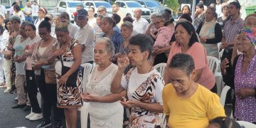 Cruz Jiminián rinde tributo con misa a la Virgen de la Altagracia