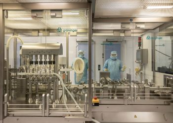 Anuncian colaboración entre OPS, Pfizer y Sinergium para mejorar producción y acceso a vacunas en la región