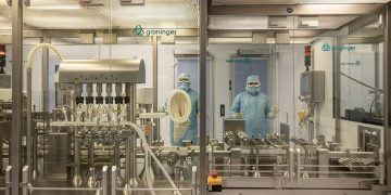 Anuncian colaboración entre OPS, Pfizer y Sinergium para mejorar producción y acceso a vacunas en la región