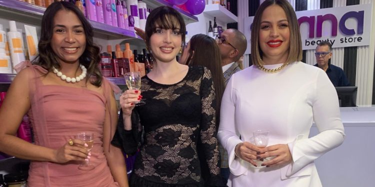 Sienna Beauty Store, se expande en la zona norte con la apertura de su nueva tienda en Tamboril, Santiago