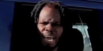 Pandillero haitiano insulta a Trump y alaba a Biden y Obama durante arresto