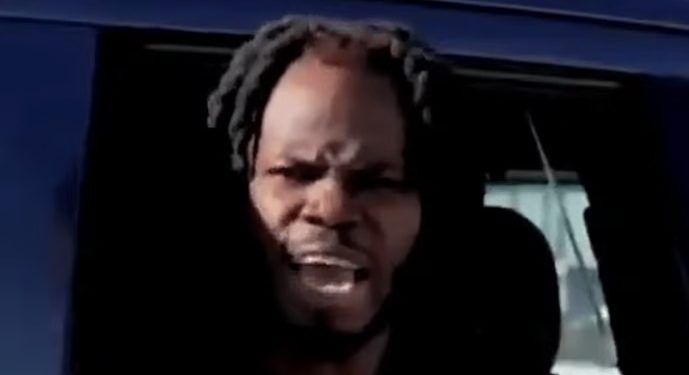 Pandillero haitiano insulta a Trump y alaba a Biden y Obama durante arresto