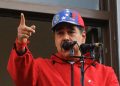 Maduro afirma que se prepara "permanentemente" para una "lucha armada" por la "democracia"