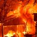 Nuevas evidencias apuntan líneas eléctricas como posible origen del incendio en California