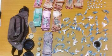 PN recupera motocicleta, decomisa narcóticos y arma de fuego ilegal en Monte Plata