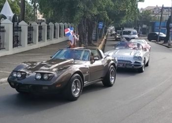 Duartianos invitan este domingo a exhibición y desfile de autos antiguos