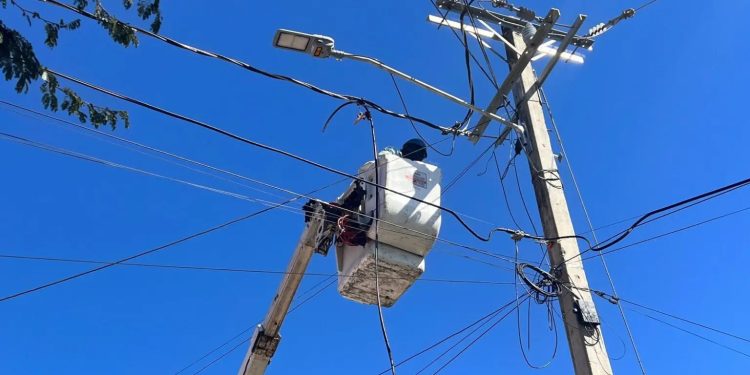 Edesur suma nuevos clientes y realiza mejoras en Peravía