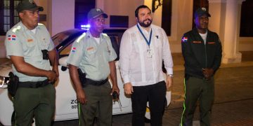 Cenntro dona vehículo eléctrico a la DIGGESETT El sector privado fortalece a la DIGESETT