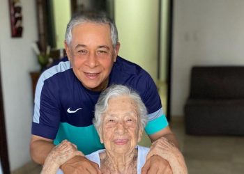 Muere doña Carmita, la madre de Roberto Salcedo