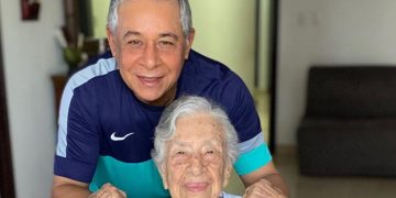 Muere doña Carmita, la madre de Roberto Salcedo