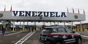 Venezuela vuelve a abrir la frontera con Colombia tras el cierre por toma de posesión de Maduro