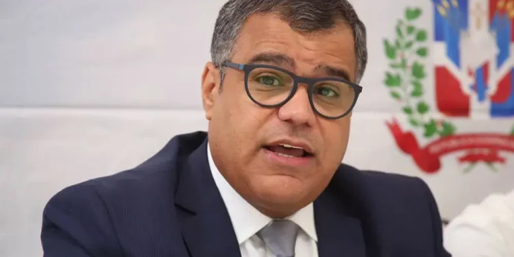 Tommy Galán presenta candidatura a la Secretaría de Organización del PLD