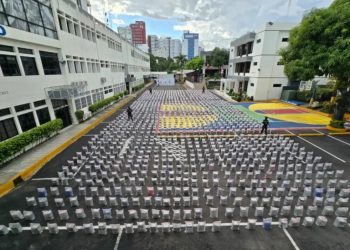 Más de 40 allanamientos y al menos 15 detenidos en torno a decomiso de 9.8 toneladas de cocaína