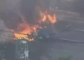 Tragedia en Brasil: dos muertos al estrellarse una avioneta contra un colectivo en una avenida de San Pablo