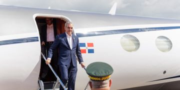 Abinader viajará este viernes a Uruguay para asistir a la toma de posesión de Yamandú Orsi