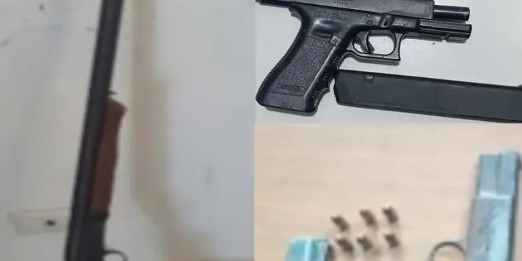 Policía apresa cinco personas e incauta tres armas de fuego durante operativos