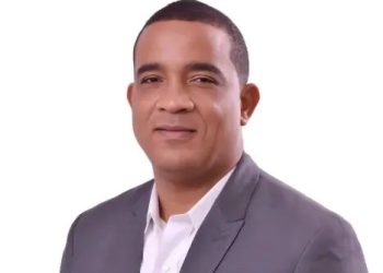 De Hato Mayor para el mundo: Franklin Villanueva, el multifacético director de la Regional 05 de Educación