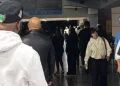 Apagón en el Aeropuerto Las Américas causa largas filas en los counters