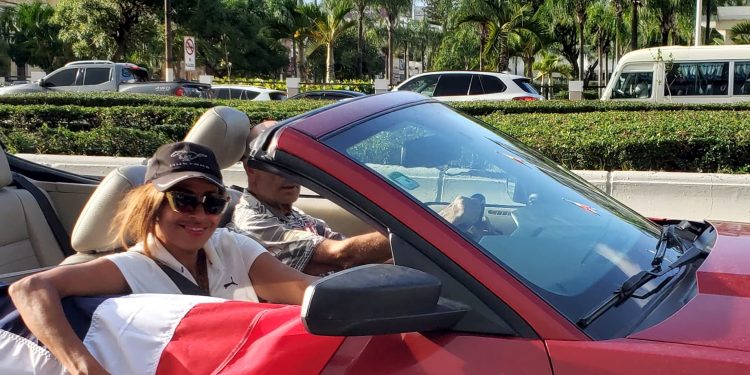 Duartianos en “Caravana por la Patria” celebran la historia y el orgullo dominicano