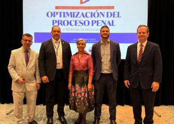 Director de la Oficina Nacional de Defensa Pública lidera delegación en programa de pasantía en Puerto Rico