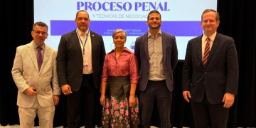 Director de la Oficina Nacional de Defensa Pública lidera delegación en programa de pasantía en Puerto Rico