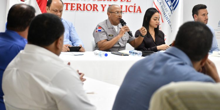 Gobierno y musicólogos dialogan sobre contaminación sonica y zonas de tolerancia