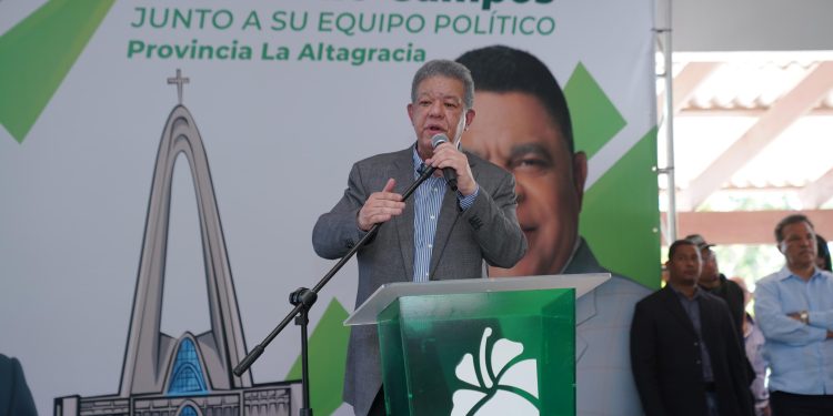 Leonel: Son inaceptables las tandas de apagones con alza de la tarifa eléctrica