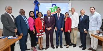 Juramentan ministro de Trabajo como presidente del Consejo Directivo IDOPPRIL