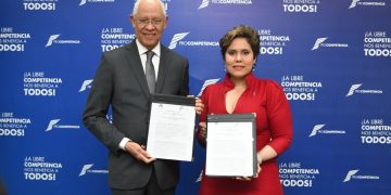 Pro-Competencia y el ITSC firman acuerdo para fomentar los conocimientos sobre competencia entre los profesionales del instituto