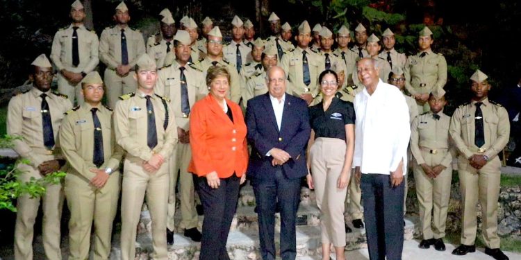 Centro Cultural Mirador presentó conferencia sobre independencia y identidad nacional