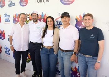 Font Gamundi presente en la celebración del Carnaval de Punta Cana