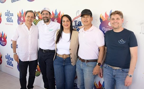 Font Gamundi presente en la celebración del Carnaval de Punta Cana
