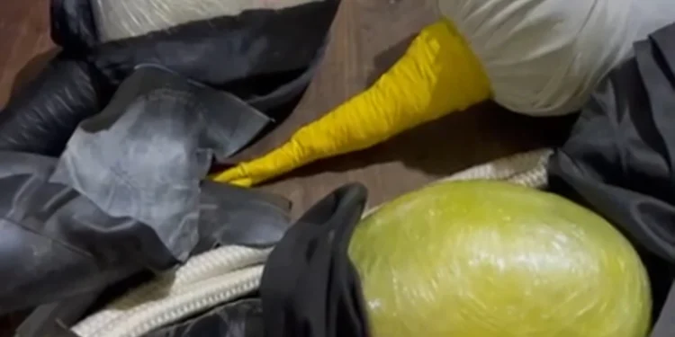 Policía Nacional incauta vejigas modificadas impropiamente con piedras y otros objetos en el Carnaval de Constanza