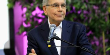 Danilo Medina llama miembros Comité Central PLD asistir masivamente a reunión de este domingo