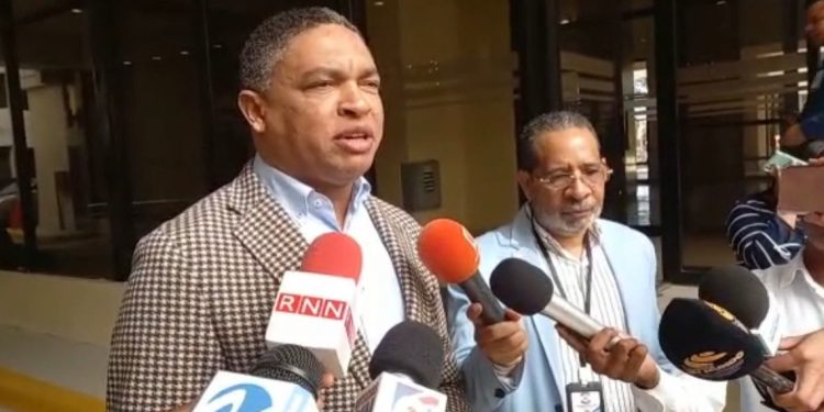 "Los fondos de la Usaid fueron utilizados para promover el odio en la partidocracia dominicana", asegura Yván Lorenzo