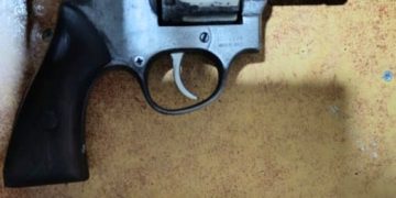 Policía ocupa dos armas de fuego potadas de manera ilegal a igual número de personas en Bahoruco