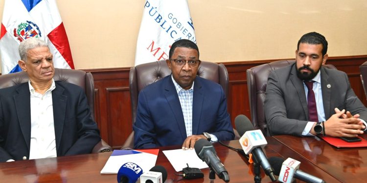 Mescyt presenta resultados de la Convocatoria Fondocyt 2024