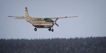 ¡Ahora en Alaska! Desaparece avión con 10 personas a bordo