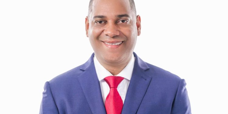 Diputado Carlos José Gil presenta “renuncia irrevocable” del PLD